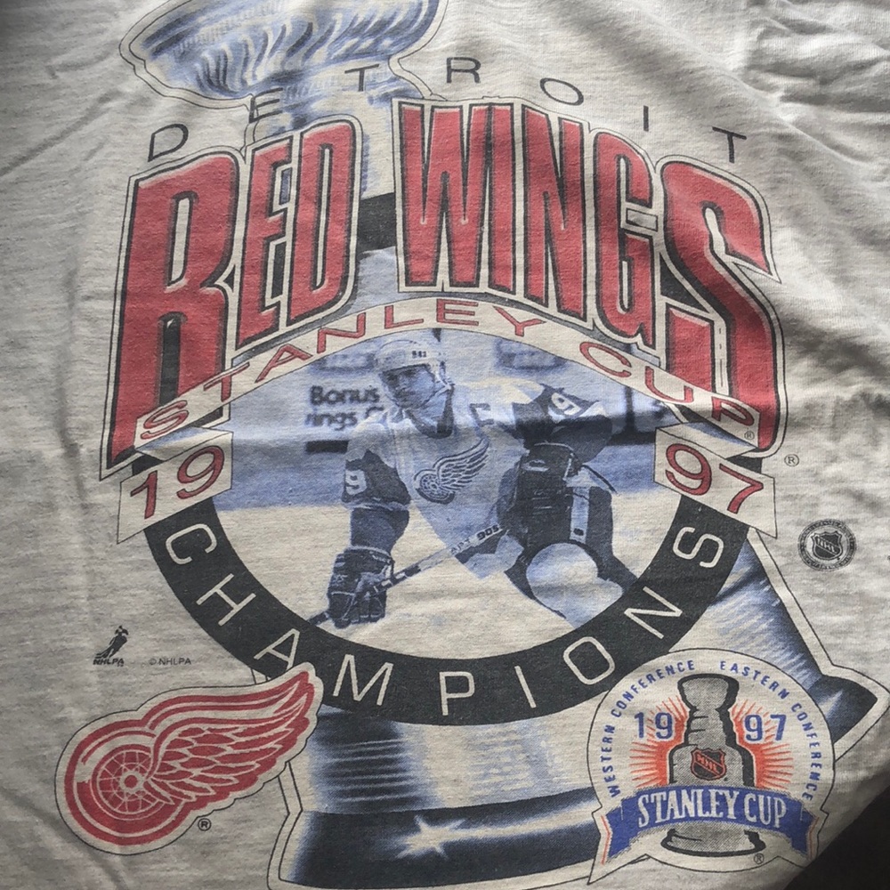 ‘97 Stanley Cup Detroit Red Wings Classic T